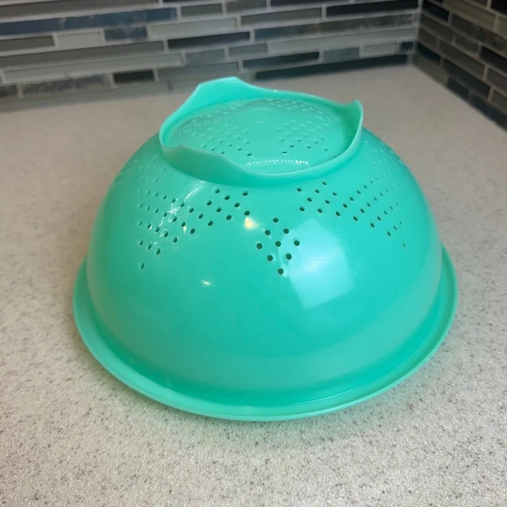 VTG Tupperware Jadeite Green Colander Strainer 339-3 Footed Starburst Retro USA